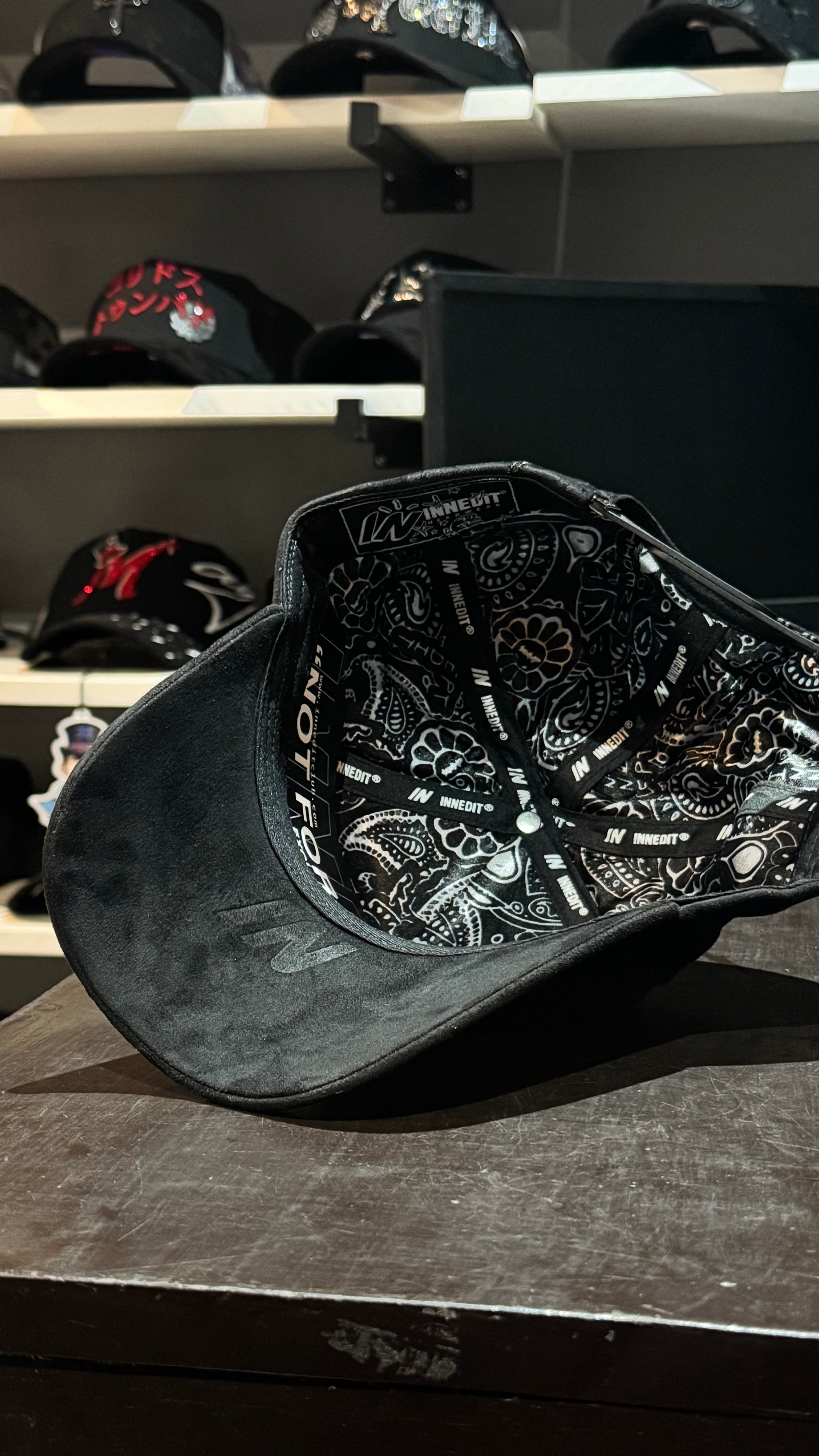 Innedit - MuraCrystalls Black G5