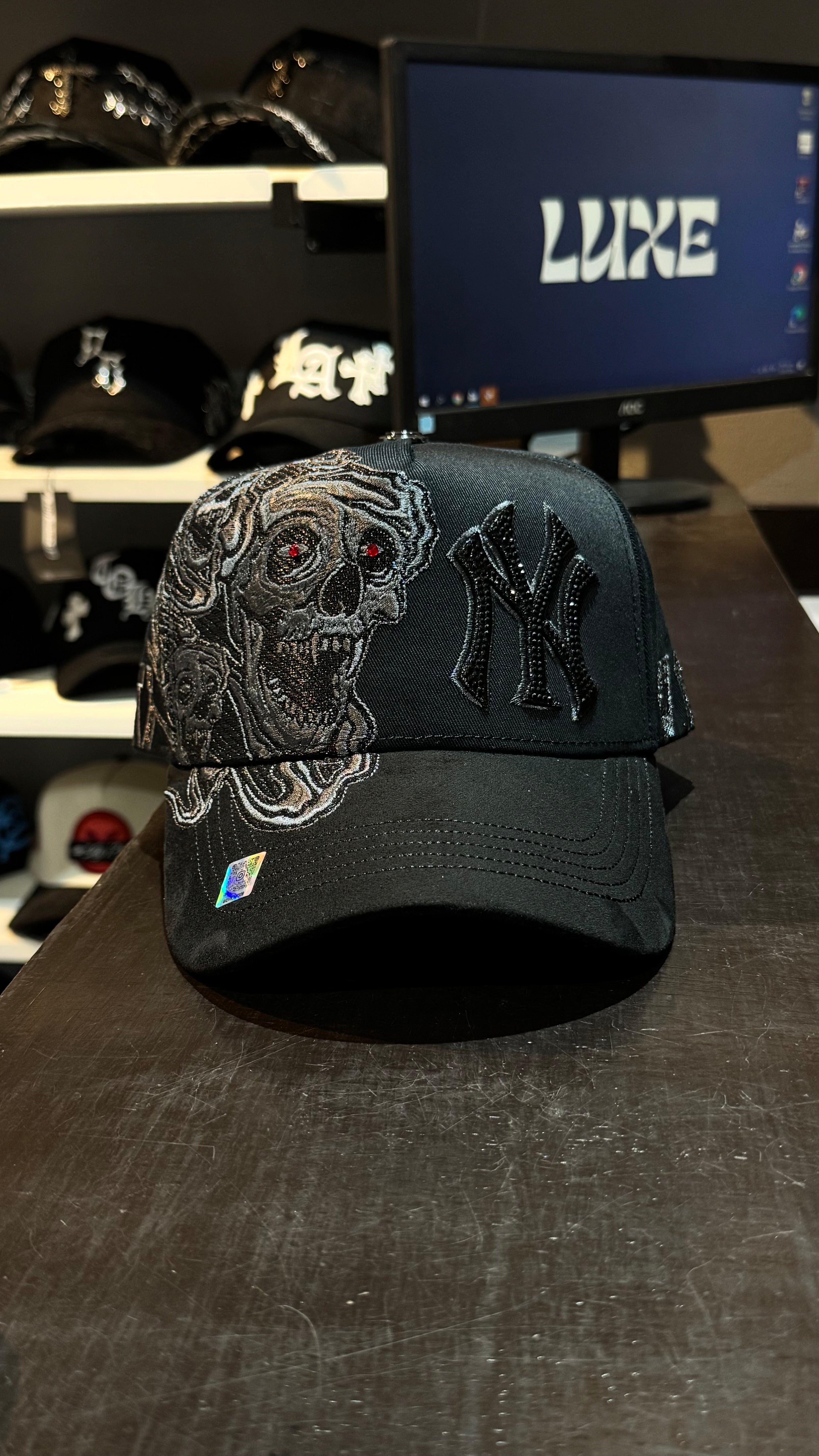 Bigg Boss - Calavera Black