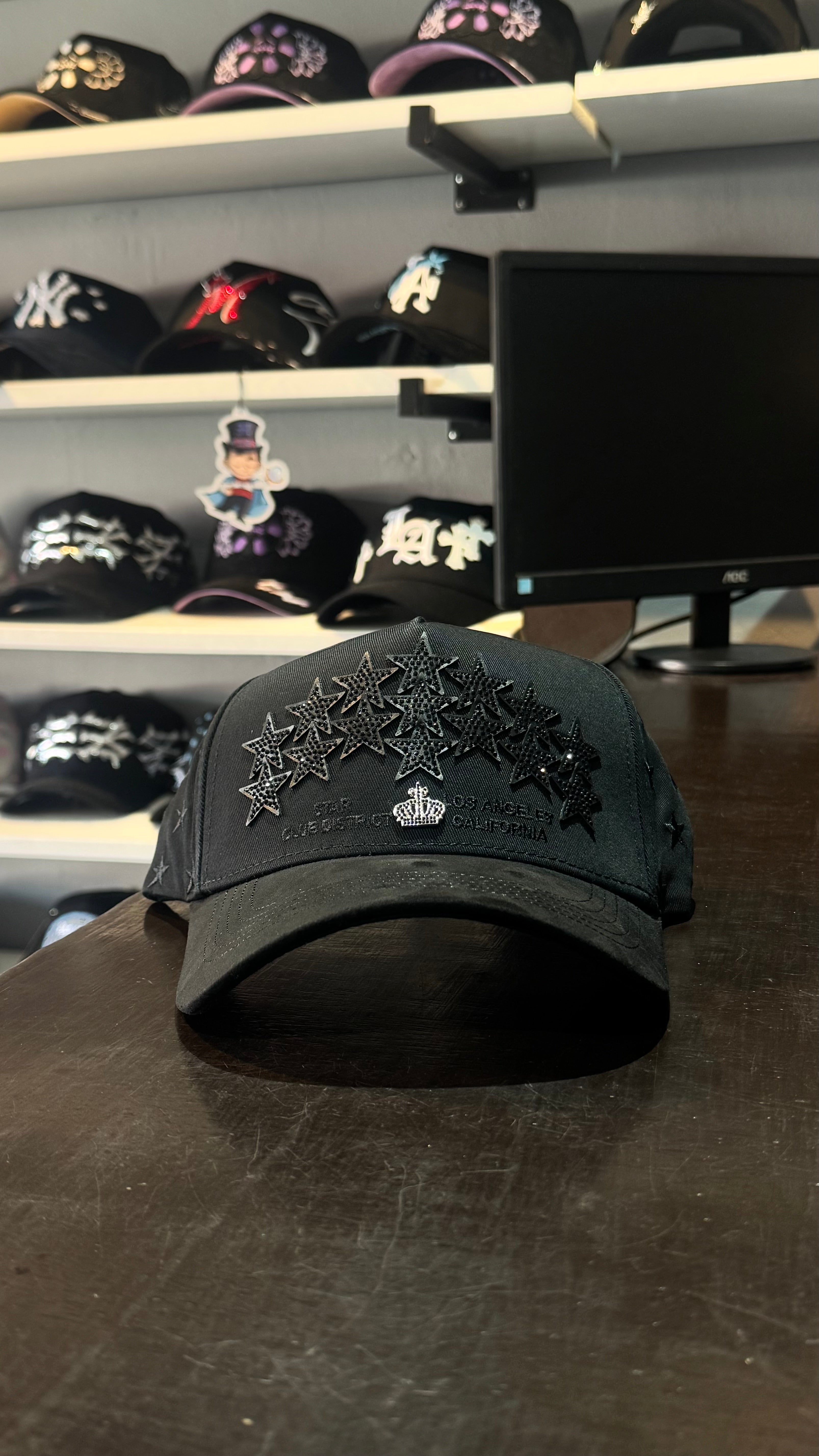 Star Hats Club - Distric