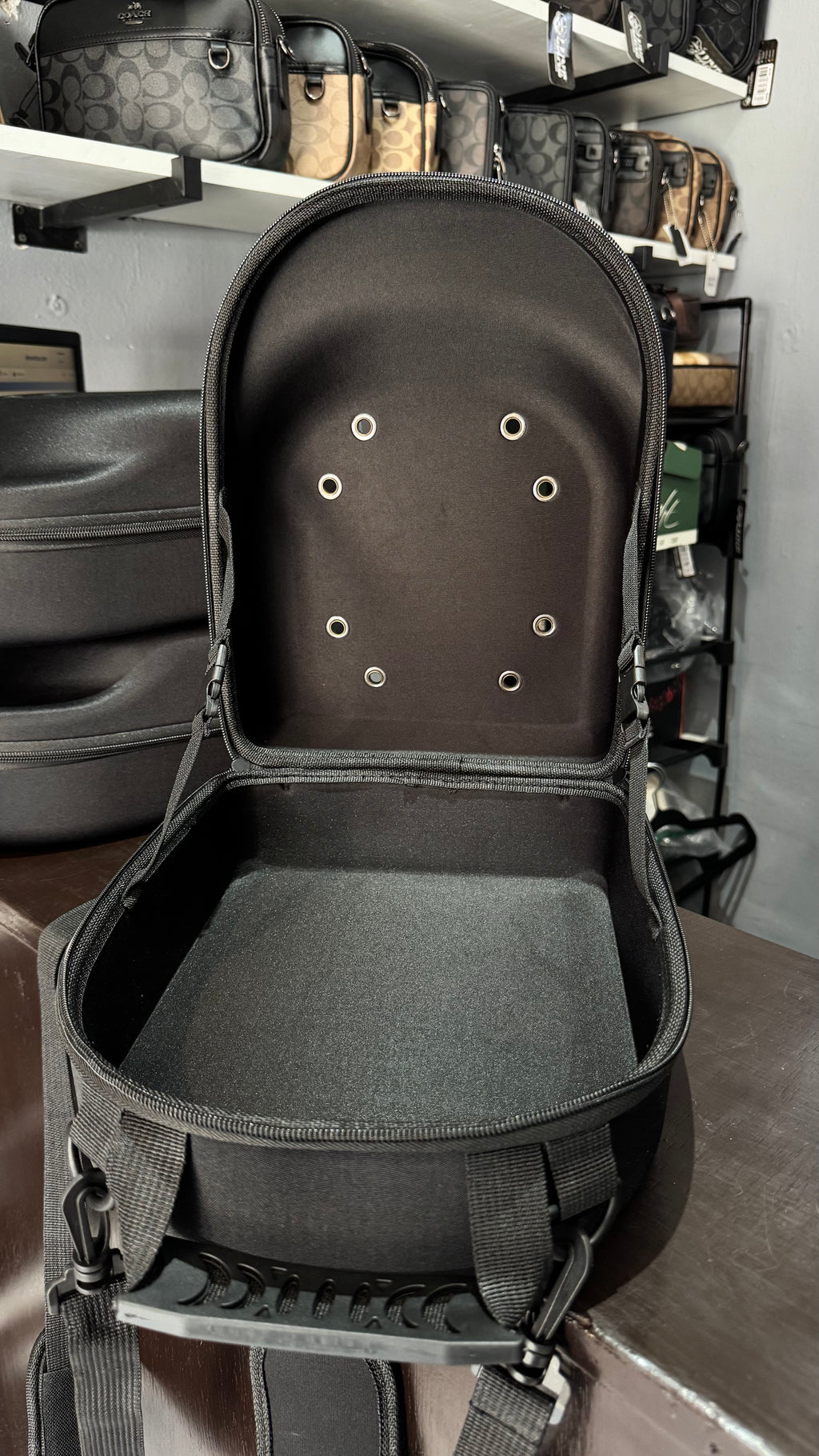 Cap Carrier para 6 Gorras