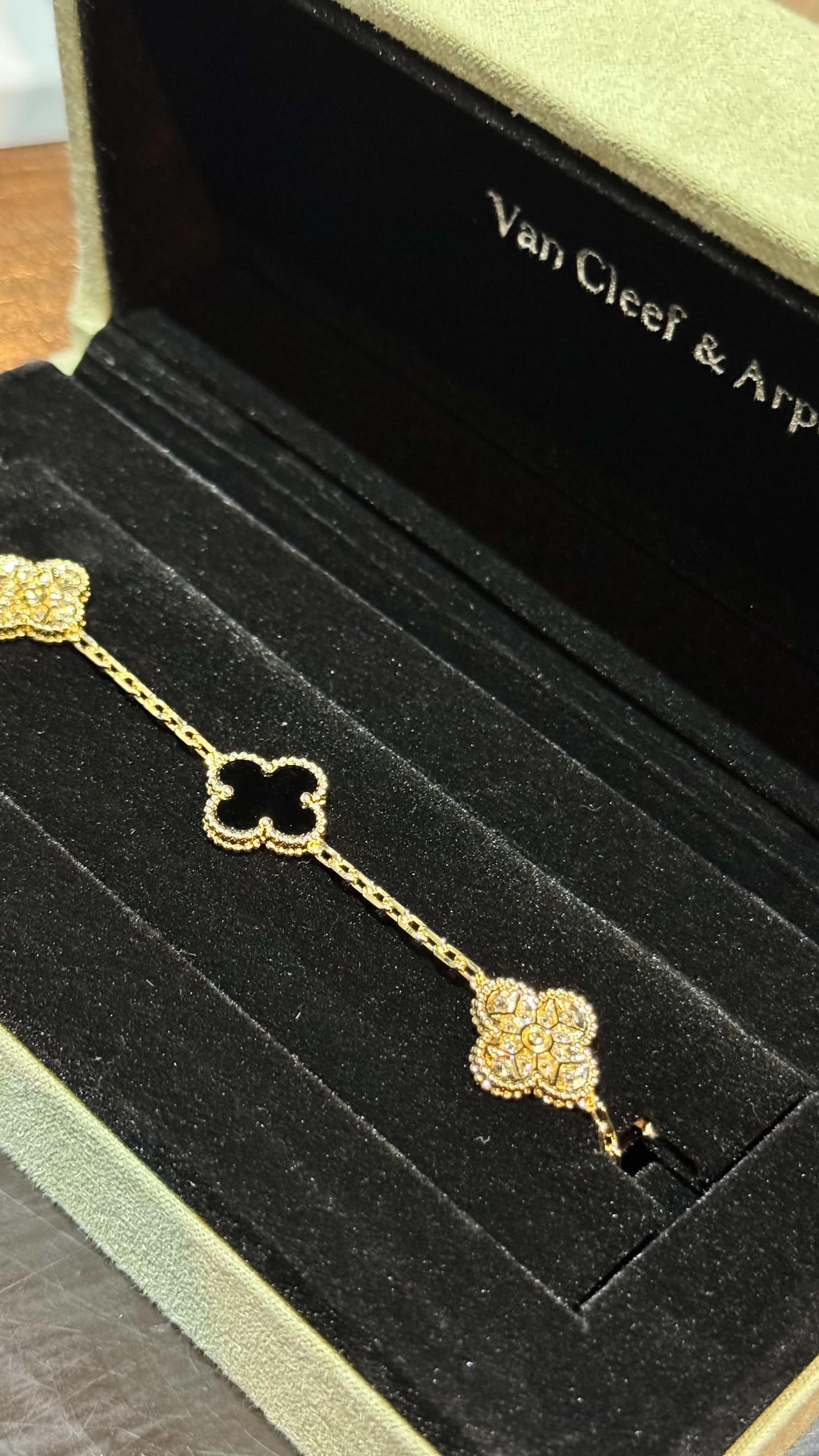 Pulso Van Cleef 09