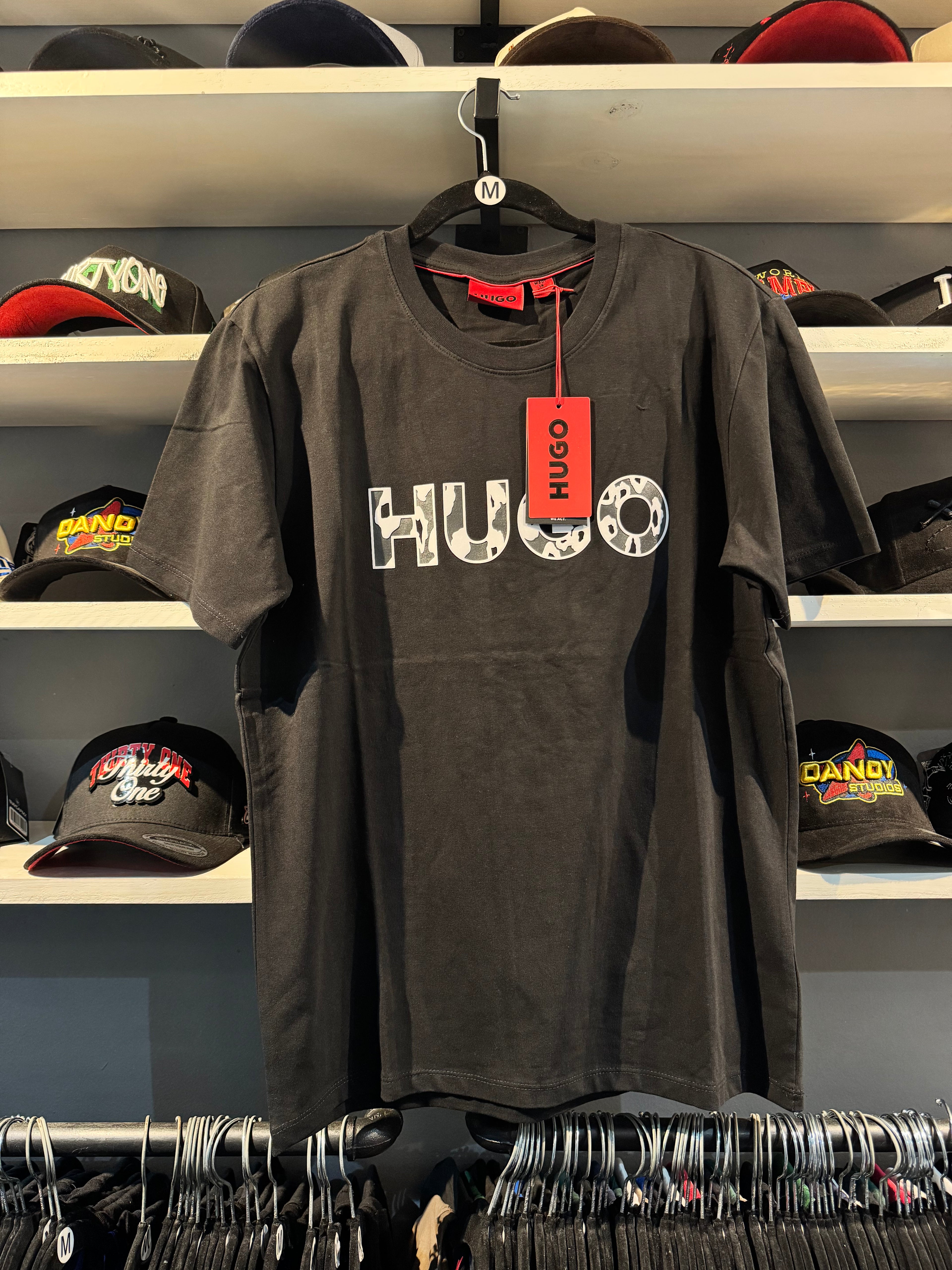 Playera Hugo (M, L Y XL)