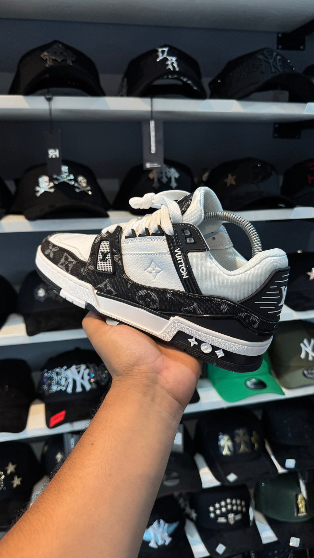 Louis Vuitton Trainer Black & White
