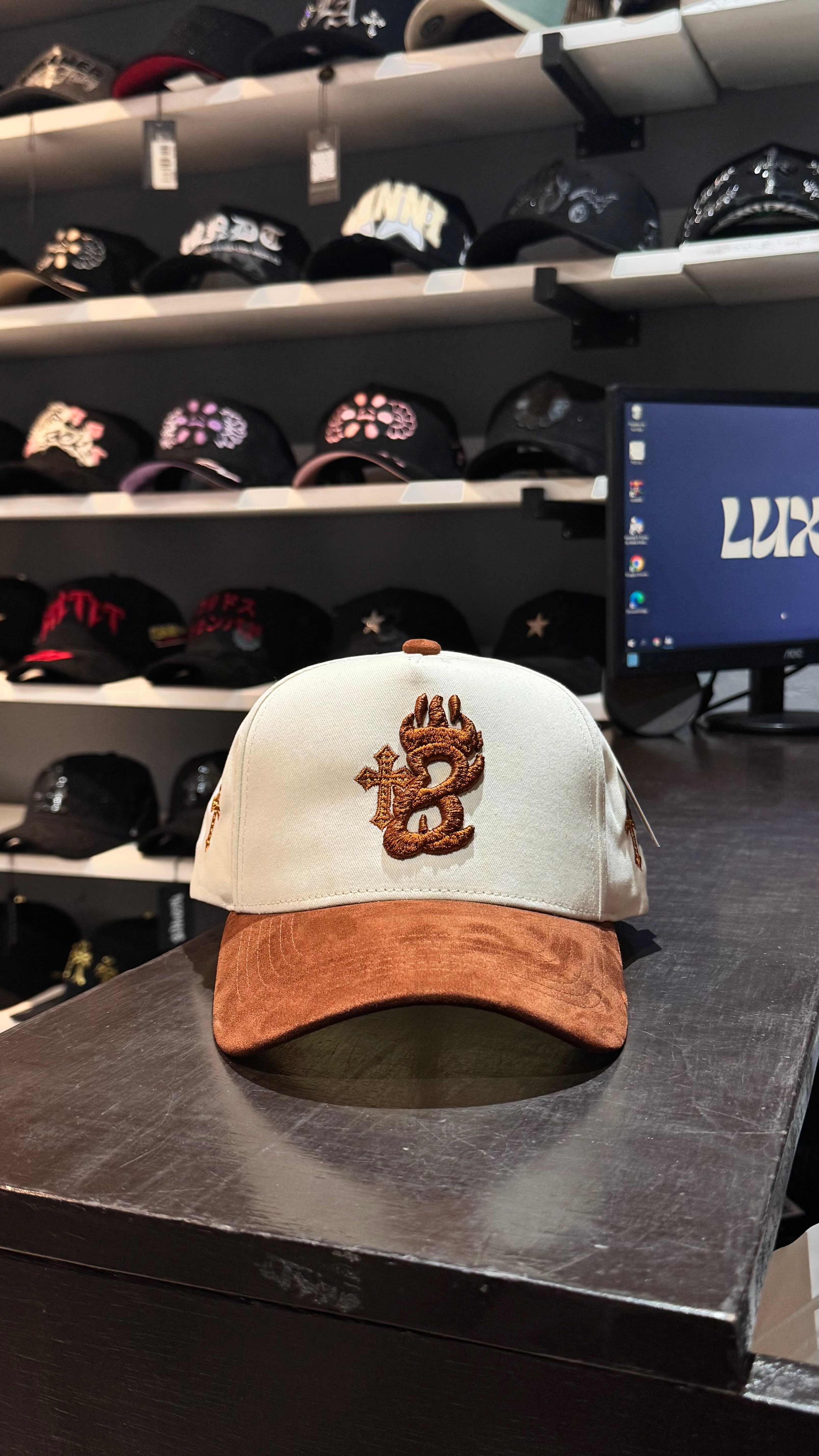 Gorra de Gamuza - B Cross