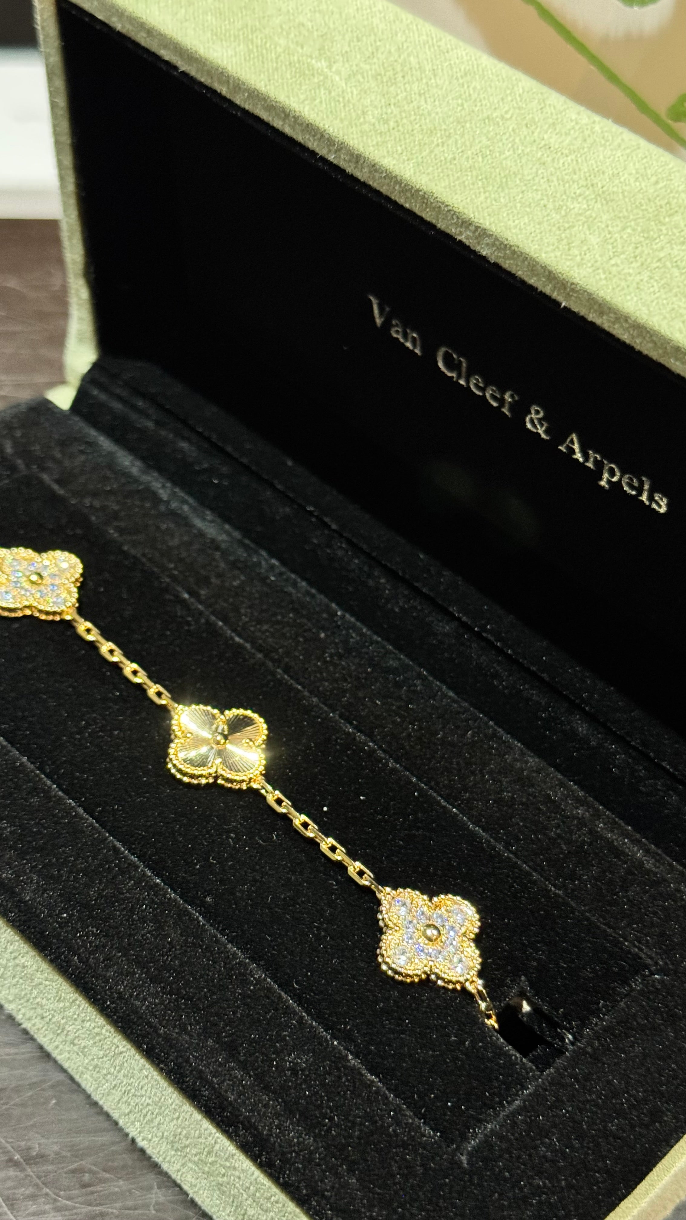 Pulso Van Cleef 10