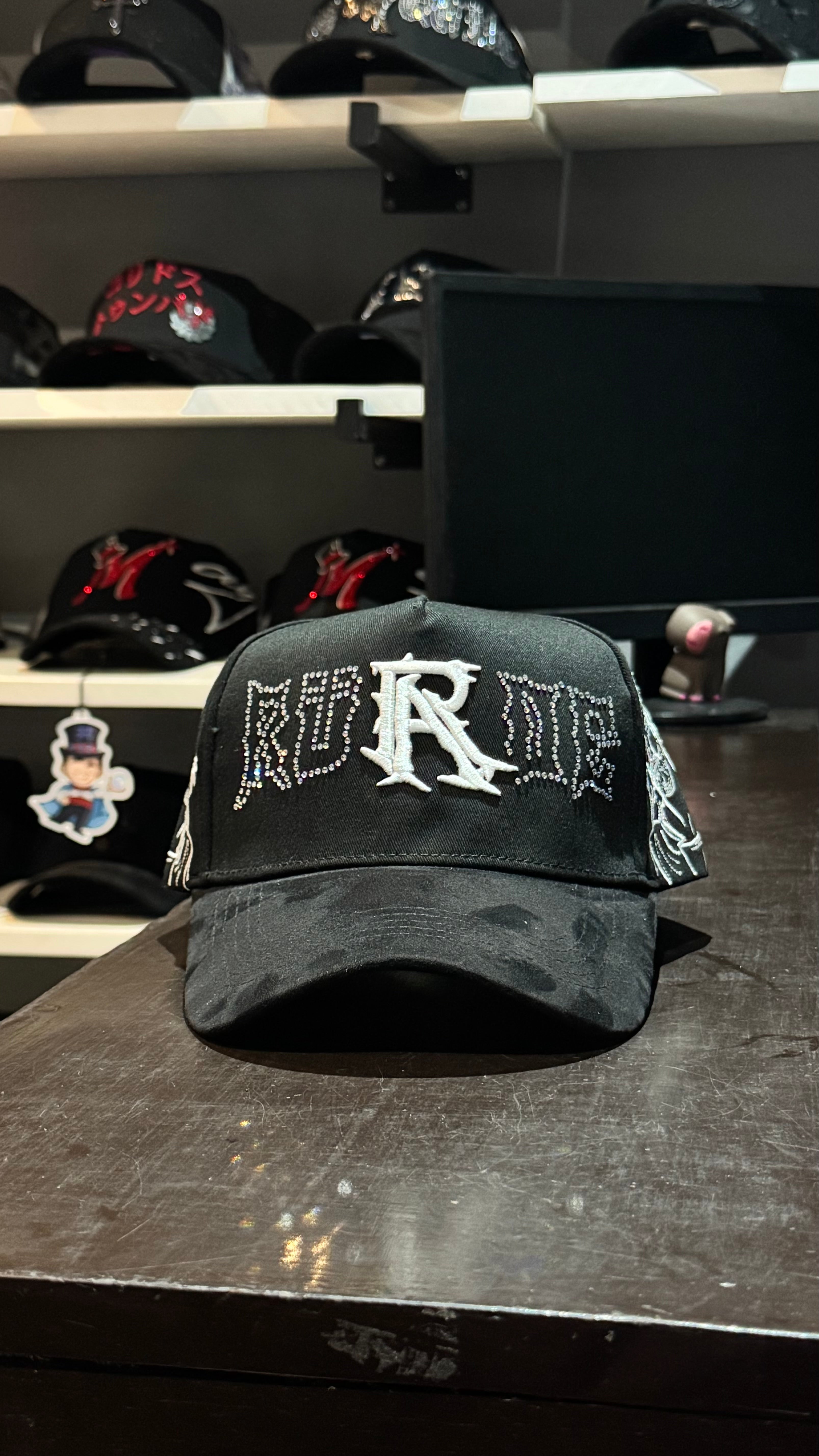 Rude Awakenings - Crystalls White G5