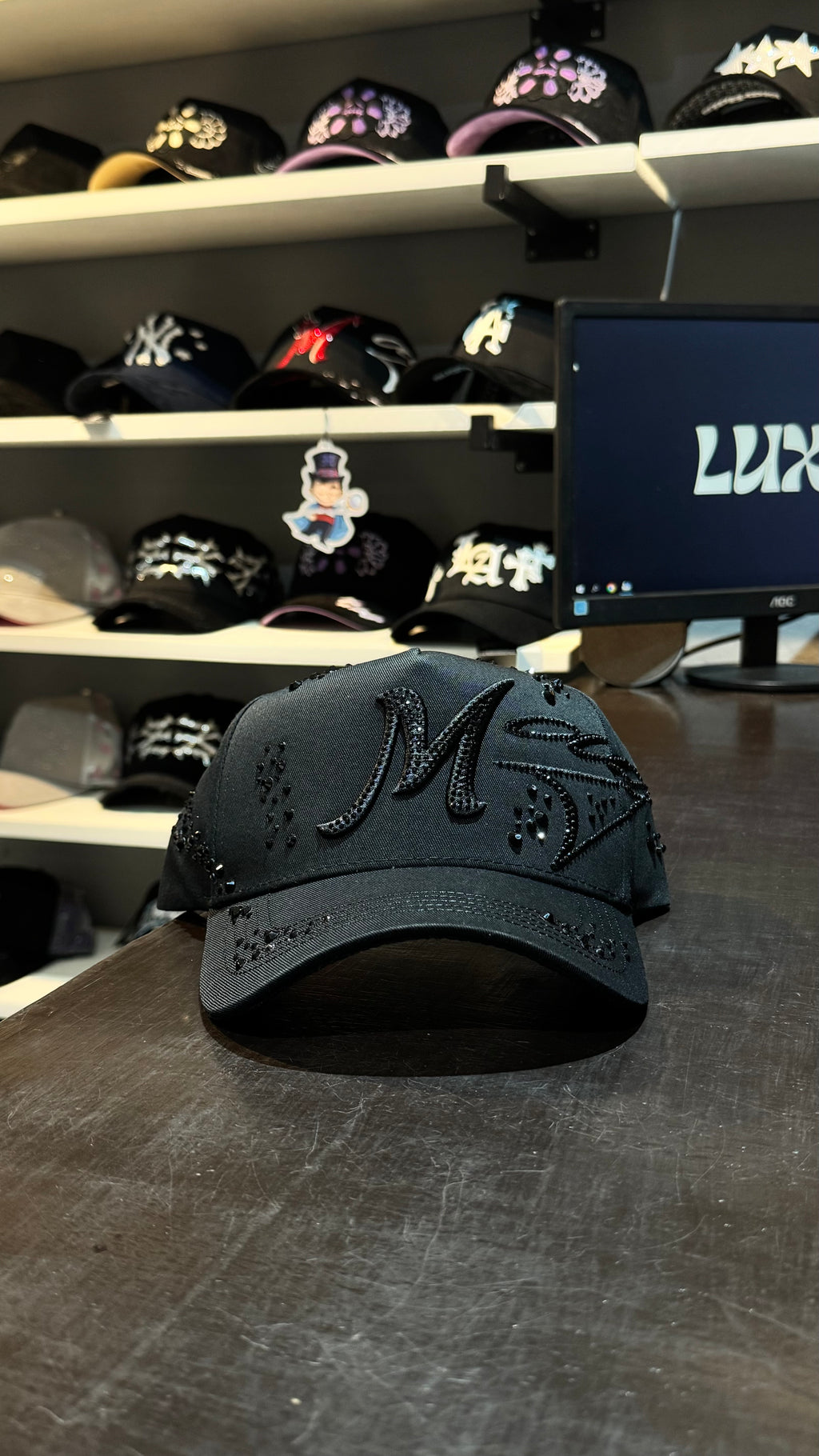 31 Hats - Mago Total Black