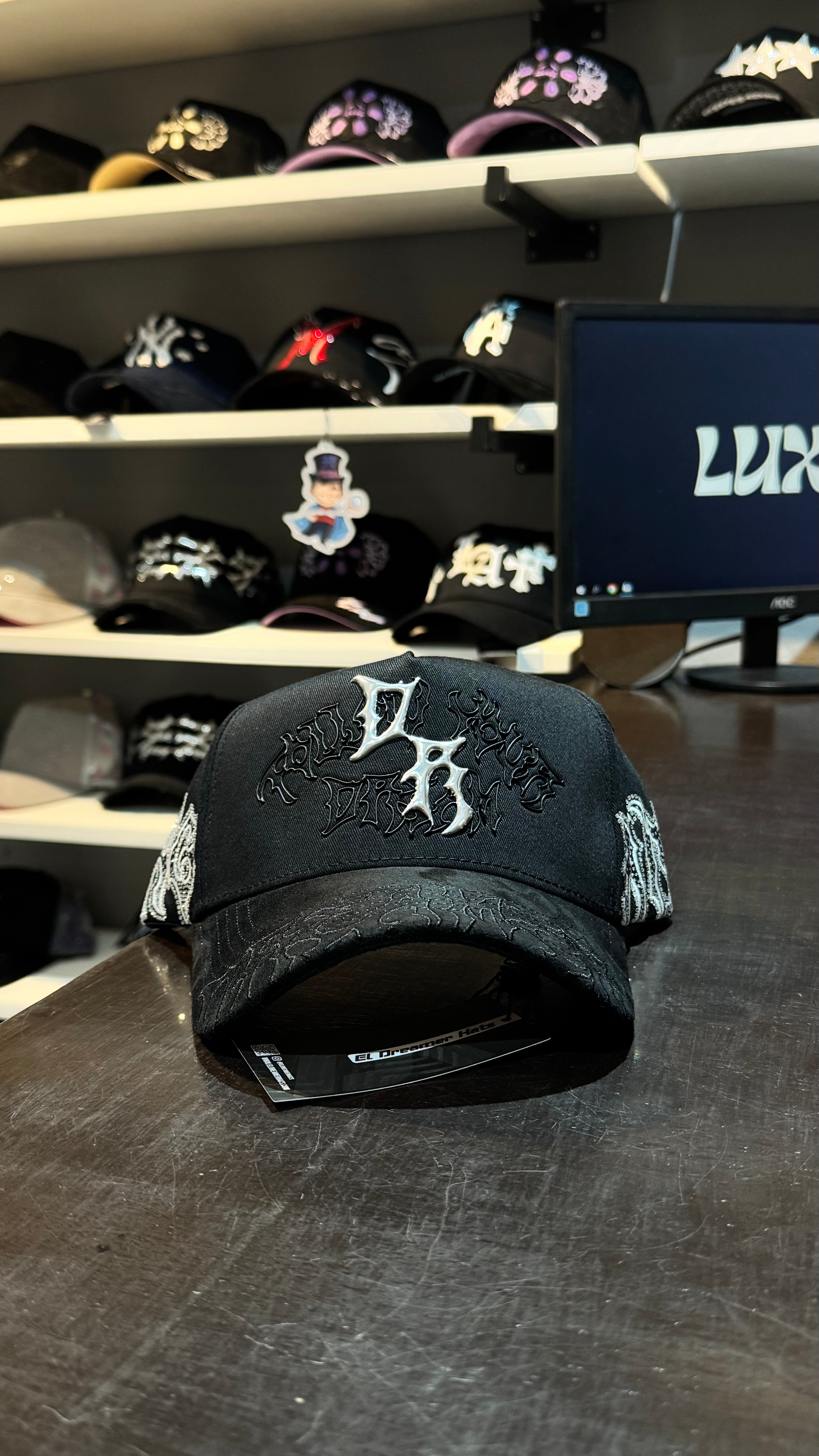 El Dreamer Hats - Ghotic